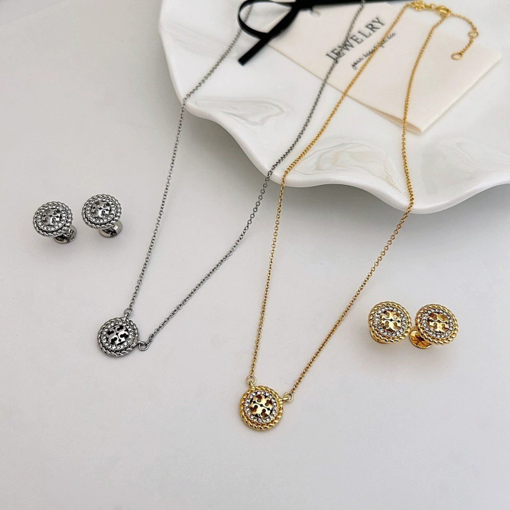 Tory Burch Spiral Wheat Pendant Necklace Letter Zircon Clavicle Chain Earrings